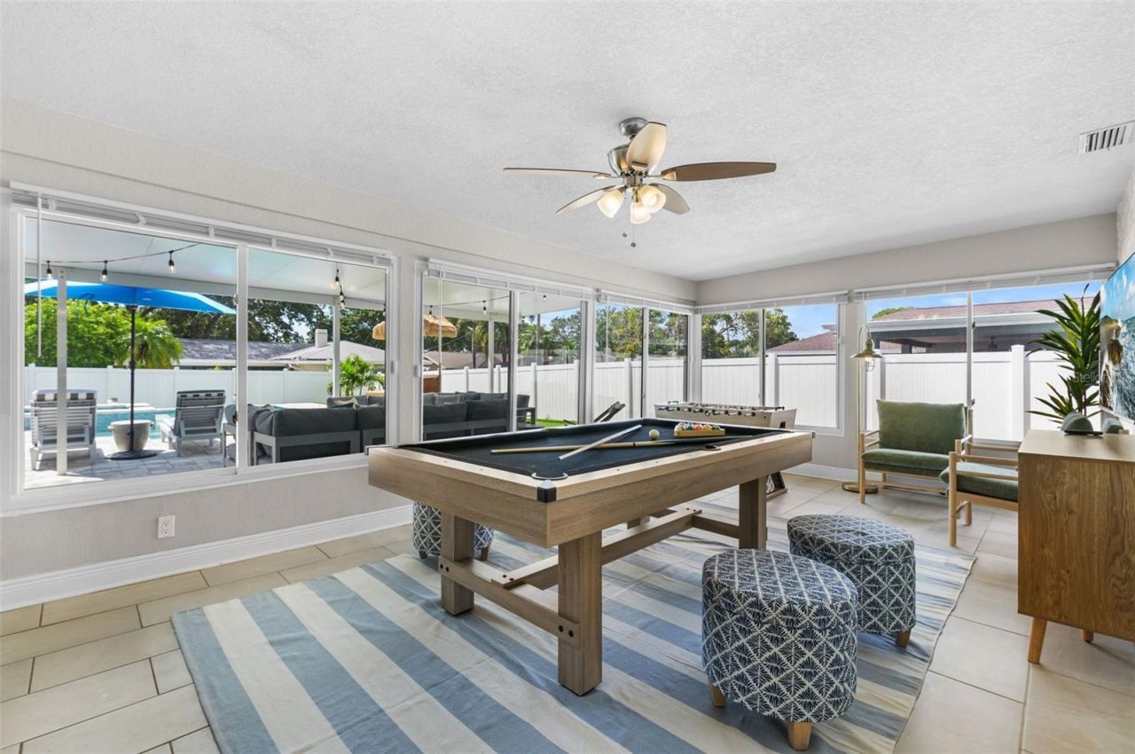 10656 Frances Lane, Largo, FL 33774 Photo