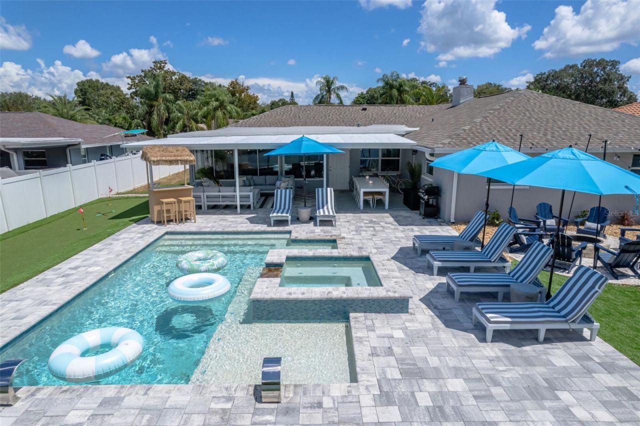 10656 Frances Lane, Largo, FL 33774 Photo
