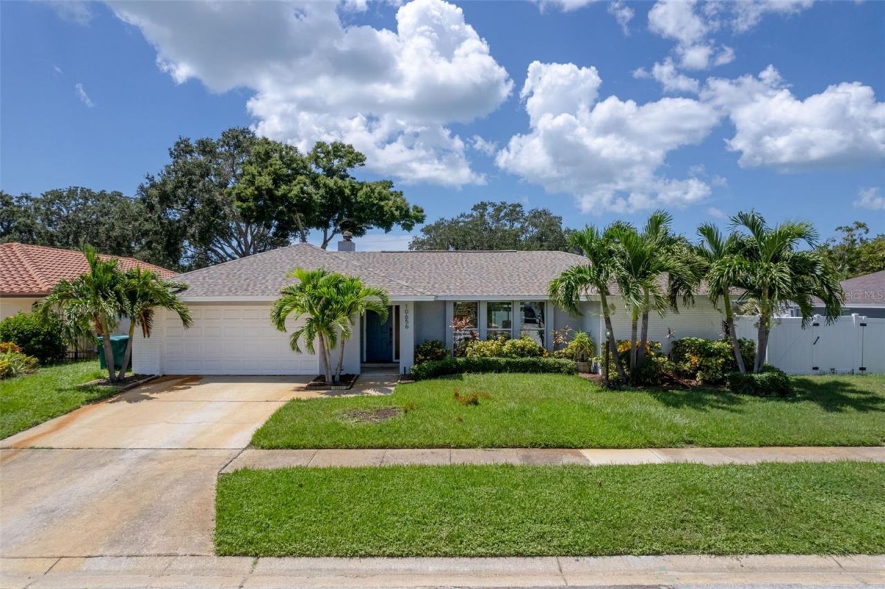 10656 Frances Lane, Largo, FL 33774 Photo