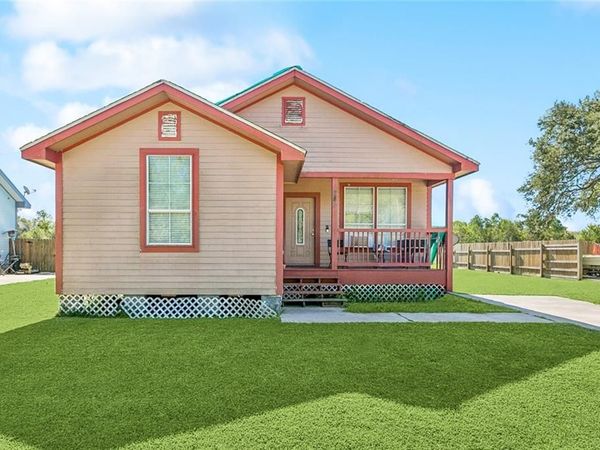 283 WILSON Street , Belle Chasse, LA 70037