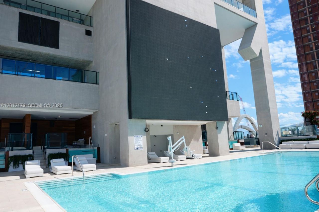 20 NE 11 Th St, Unit 3403A, Miami, FL 33132 Photo
