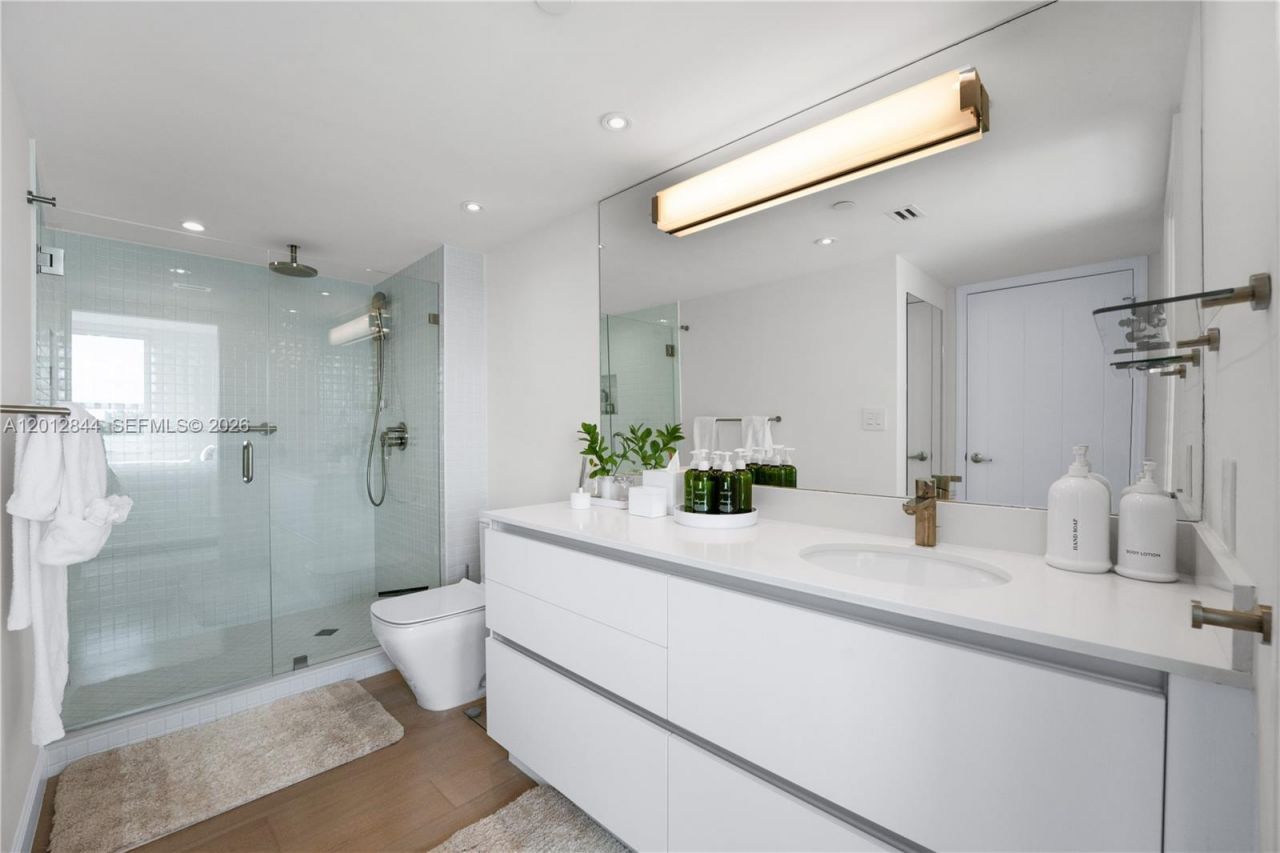 90 Alton Rd , Unit FL-3, Miami Beach, FL 33139 Photo