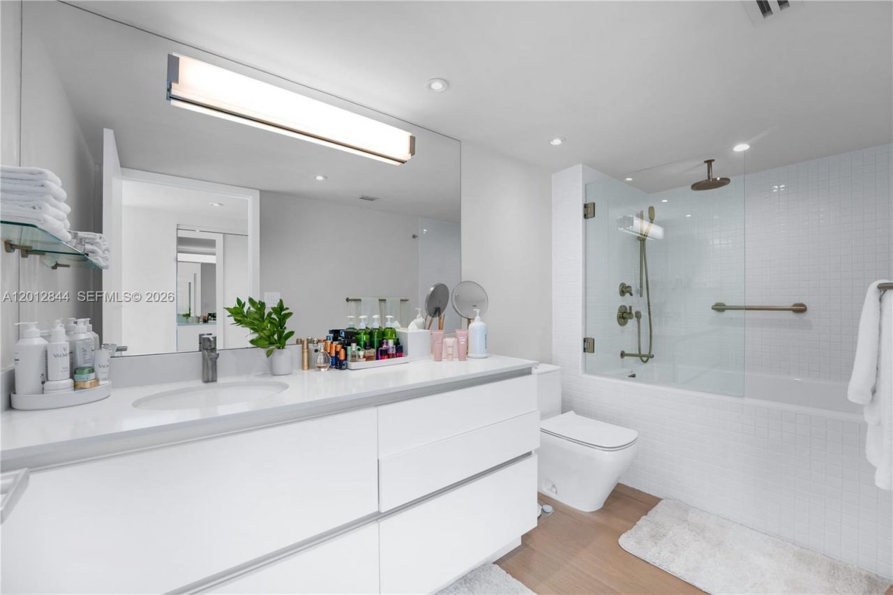 90 Alton Rd , Unit FL-3, Miami Beach, FL 33139 Photo