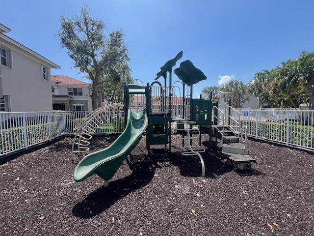 30 Beechdale Lane, Boynton Beach, FL 33426 Photo