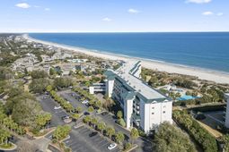 601 Retreat Beach Circle  photo 4