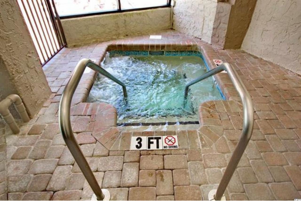 2001 S Ocean Blvd.  Photo 39