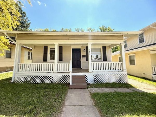 3913 TERRACE Avenue, St Joseph, MO 64504