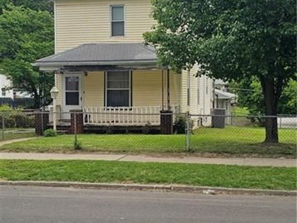 5507 S 2nd Street, St Joseph, MO 64504
