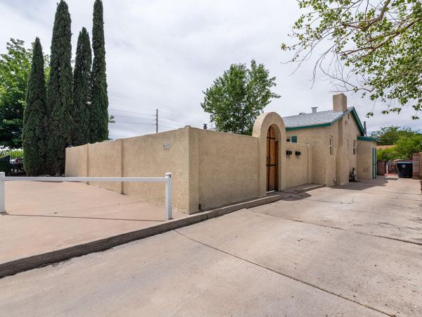 619 Adams Street NE, Albuquerque, NM 87110