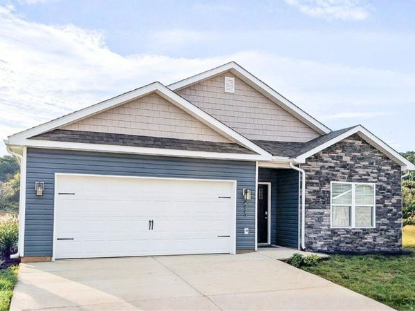 655 Saint Andrews Drive, Kingsport, TN 37664