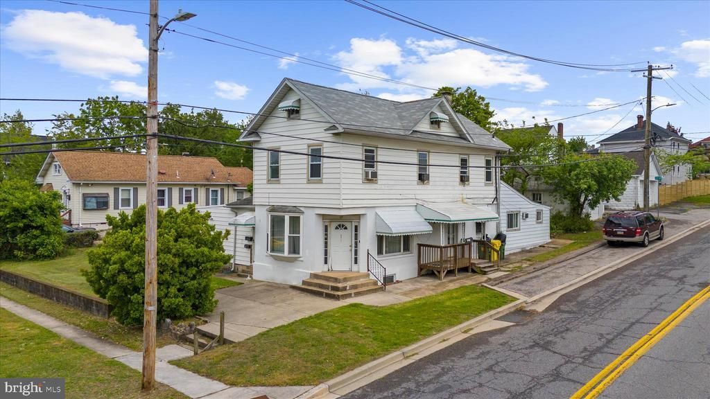 17 2ND AVENUE, BALTIMORE, MD 21225