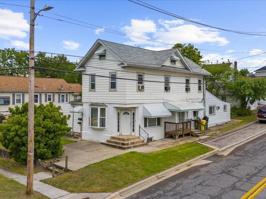 17 2nd Avenue, Baltimore, MD 21225 Main Photo