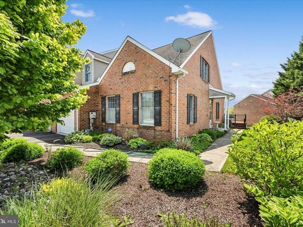 13 SPRING HILL LANE, MOUNTVILLE, PA 17554