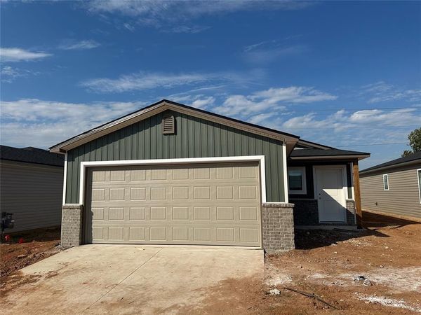 1069 Blue Ridge Drive, Purcell, OK 73080