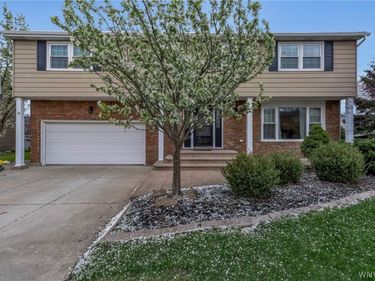 79 Hemlock Drive, Buffalo, NY 14224