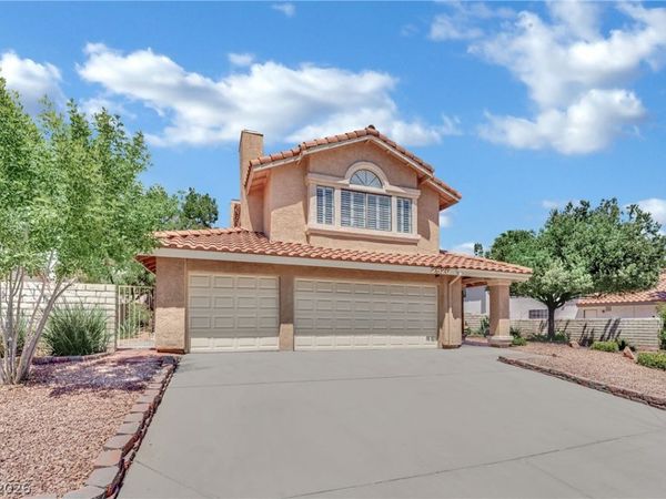 2520 Machado Drive , Henderson, NV 89074