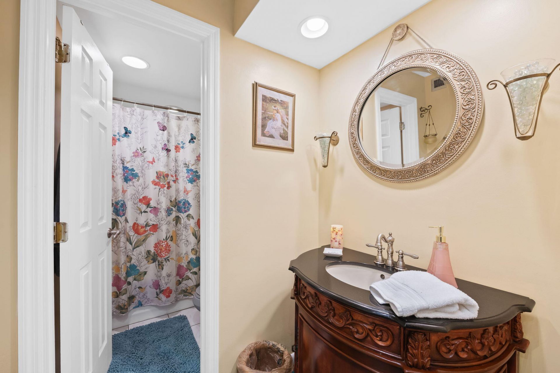 8004 Lagos De Campo Boulevard, Unit C-203, Tamarac, FL 33321 Photo