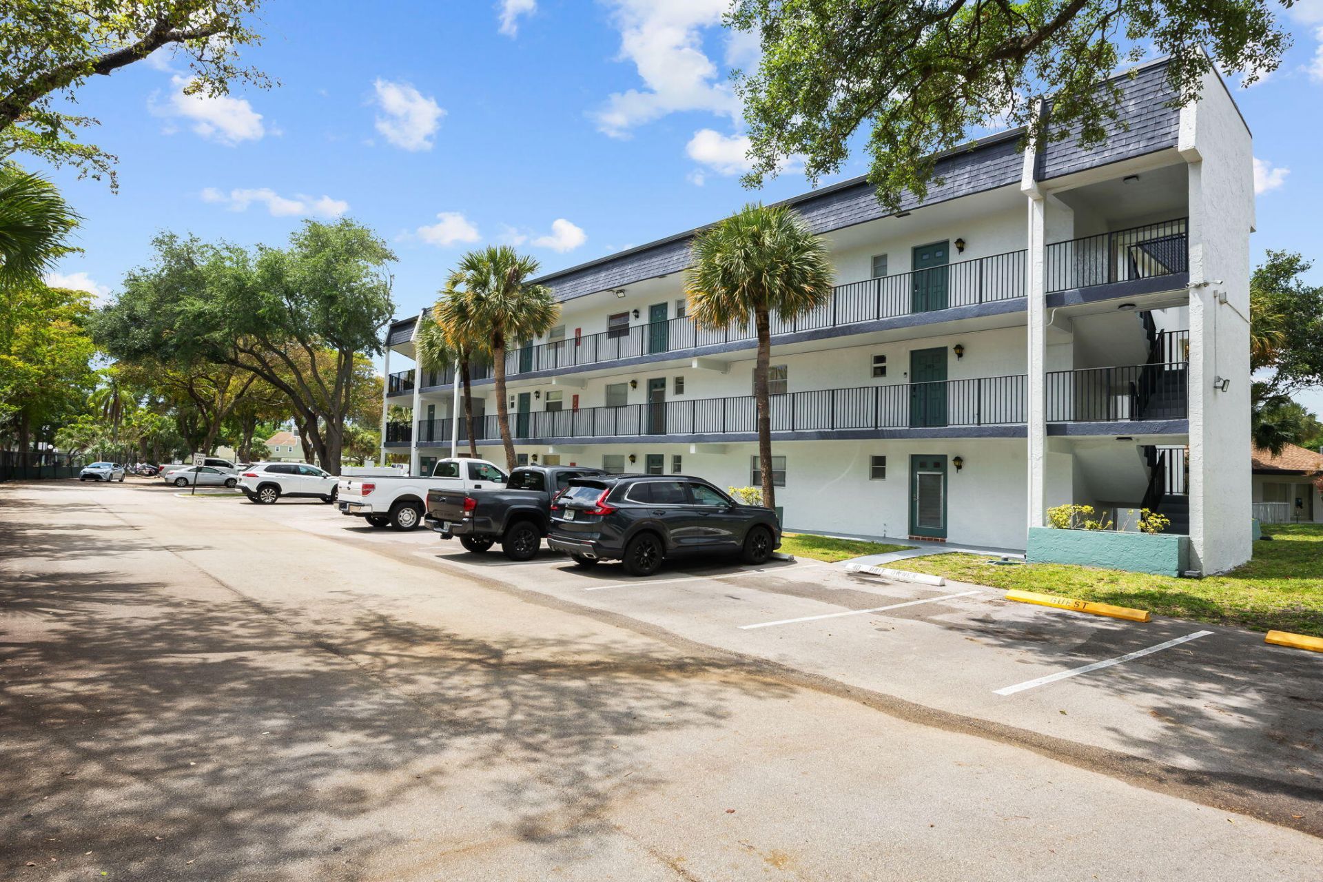8004 Lagos De Campo Boulevard, Unit C-203, Tamarac, FL 33321 Photo