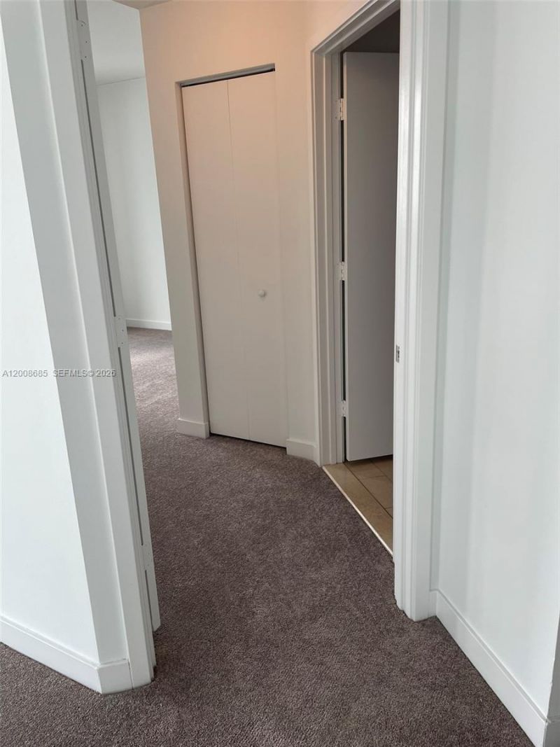 79 SW 12th St, Unit 1601-S, Miami, FL 33130 Photo