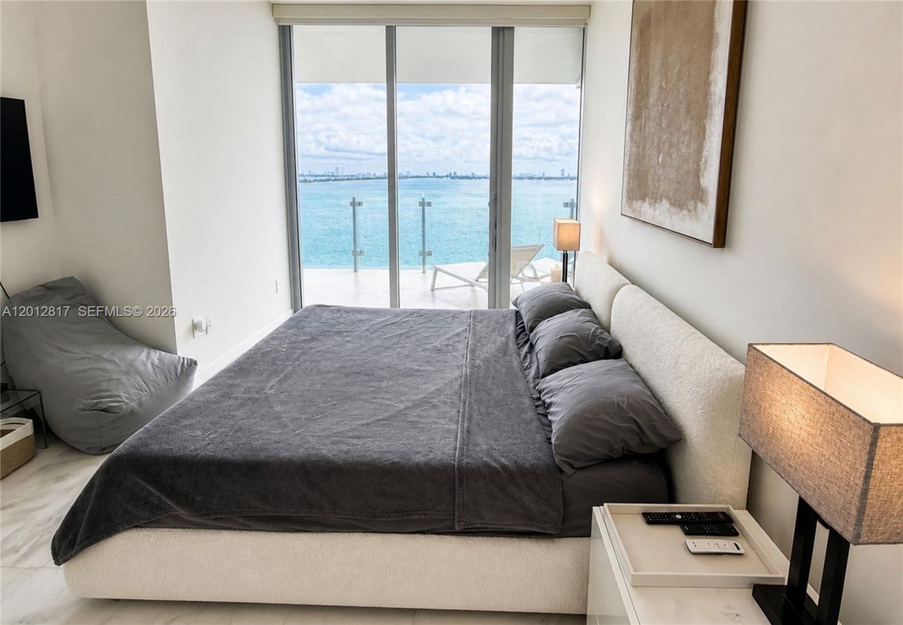 700 NE 26th Ter, Unit 1402, Miami, FL 33137 Photo