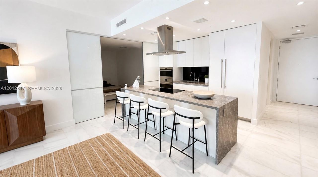 700 NE 26th Ter, Unit 1402, Miami, FL 33137 Photo