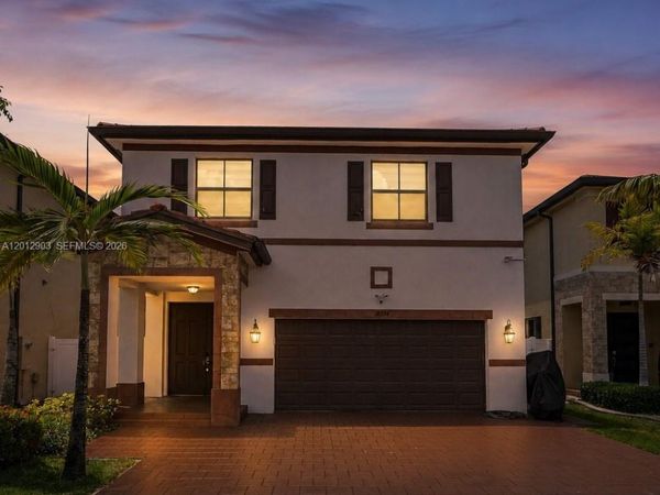 10594 W 35th Ln, Hialeah, FL 33018