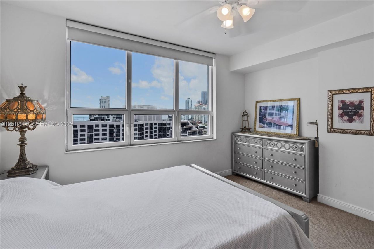 848 Brickell Key Dr, Unit 1903, Miami, FL 33131 Photo
