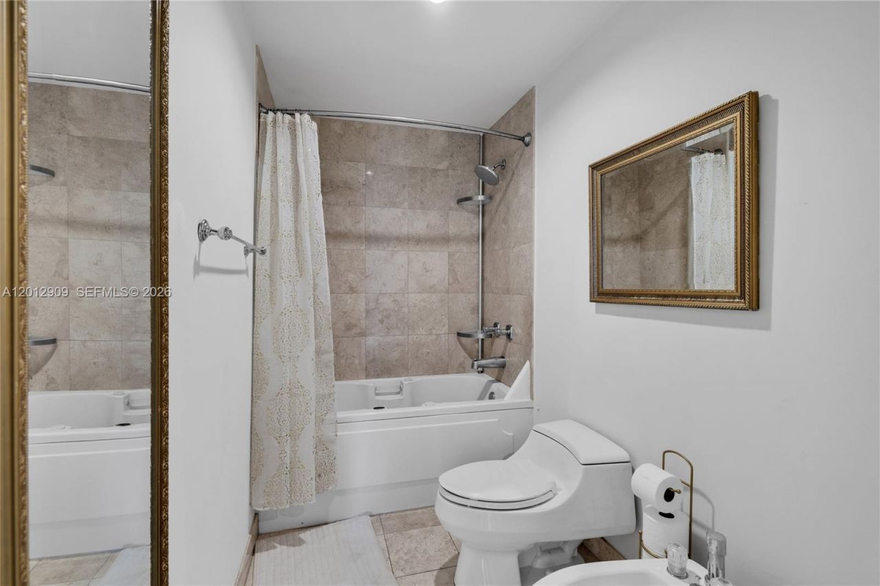 848 Brickell Key Dr, Unit 1903, Miami, FL 33131 Photo