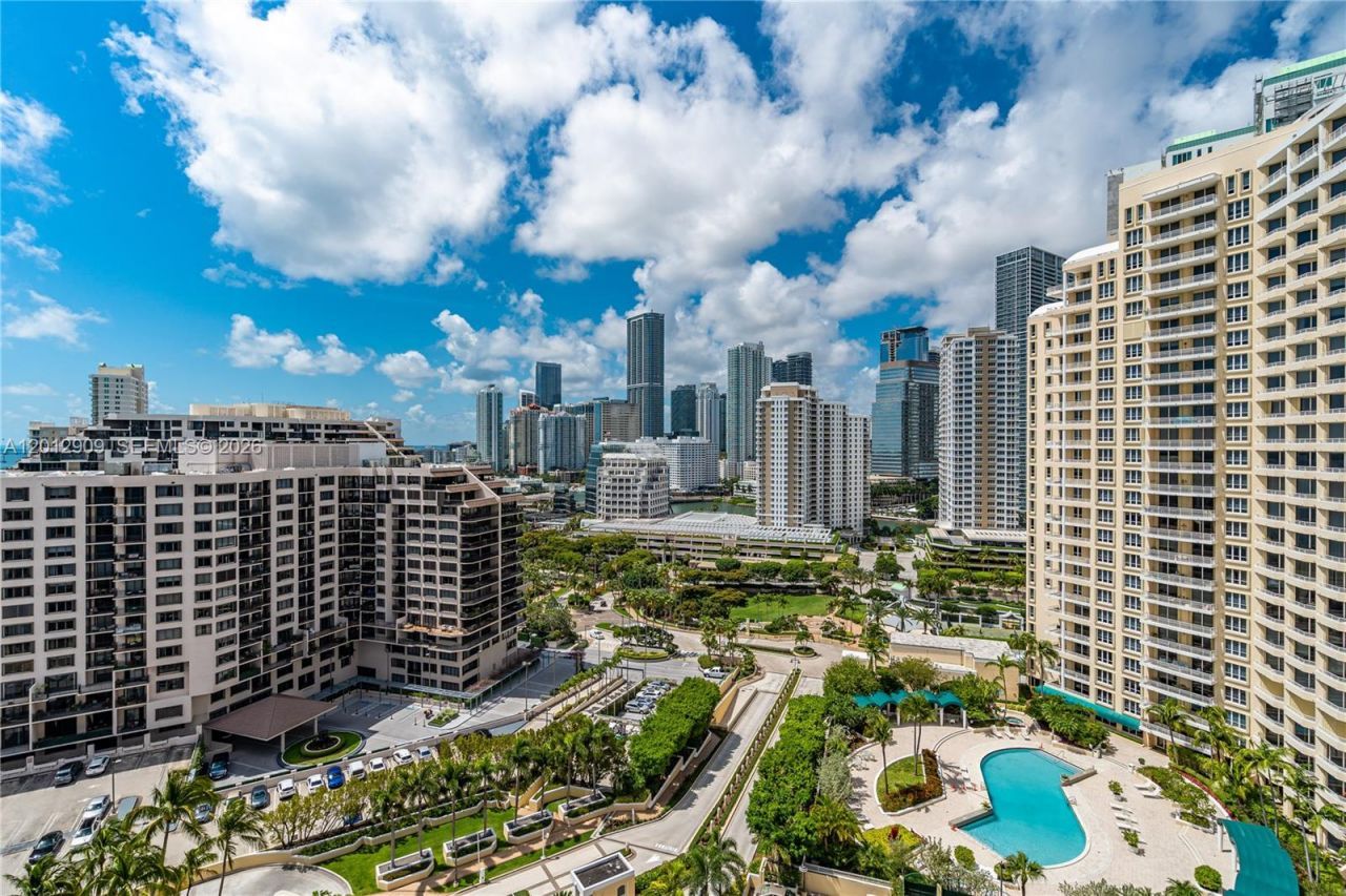 848 Brickell Key Dr, Unit 1903, Miami, FL 33131 Photo