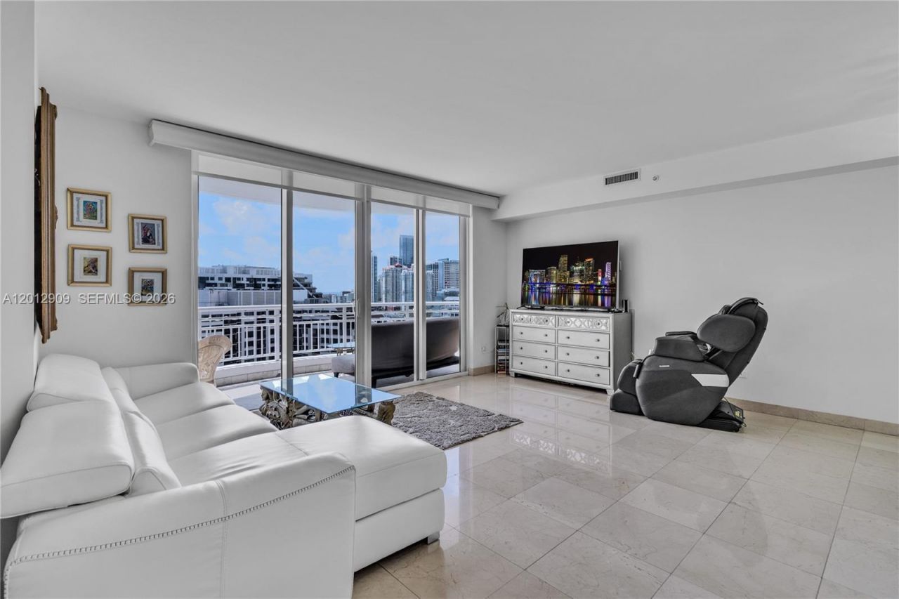 848 Brickell Key Dr, Unit 1903, Miami, FL 33131 Photo