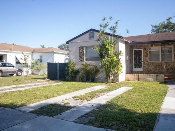 5860 SW 9th St , Unit A, West Miami, FL 33144
