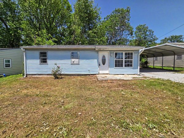 1033 E Villa Marie Street , Springfield, MO 65803