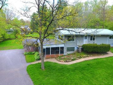 7620 Birchmont Drive, Chagrin Falls, OH 44022