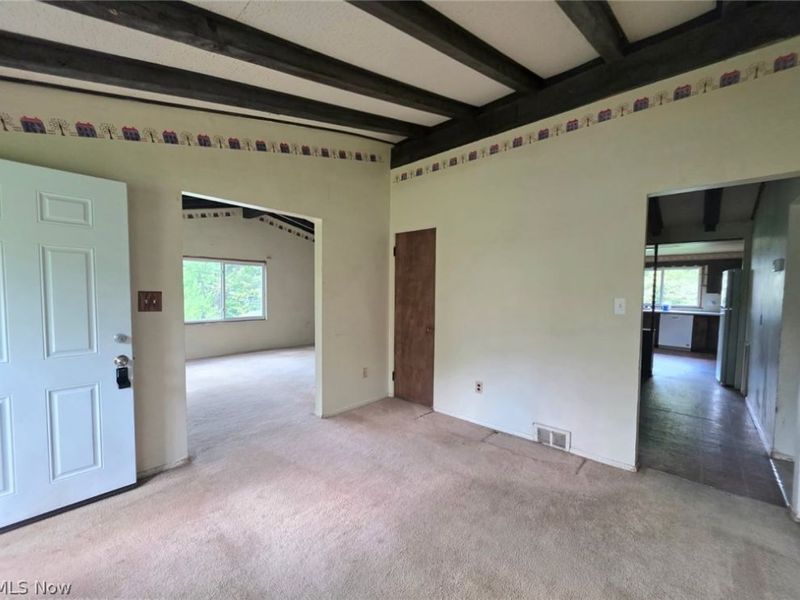 7620 Birchmont Drive, Chagrin Falls, OH 44022 Photo 6