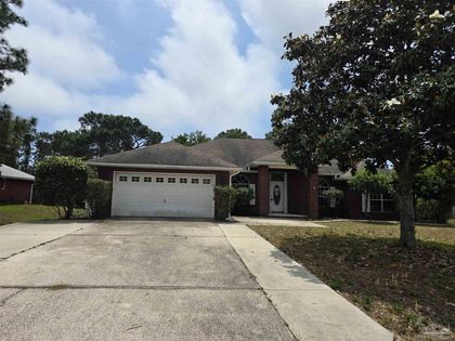 7303 Frankfort St Navarre, FL 32566