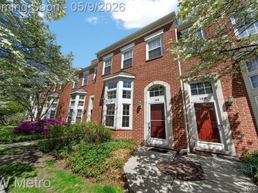 165 N Georgetown Square, Royal Oak, MI 48067
