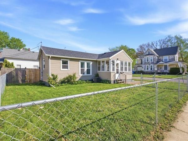 201 Jefferson Avenue , La Porte, IN 46350