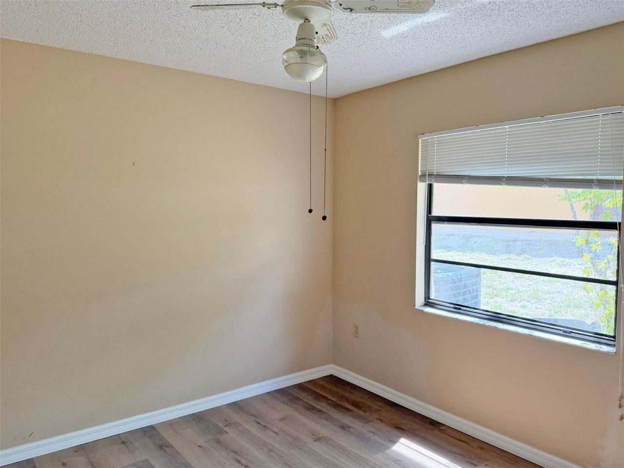 8185 Philatelic Drive, Spring Hill, FL 34606 Photo