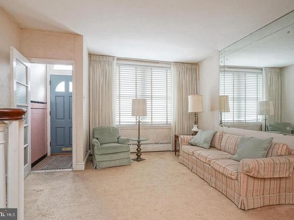 2522 S WARNOCK STREET , PHILADELPHIA, PA 19148