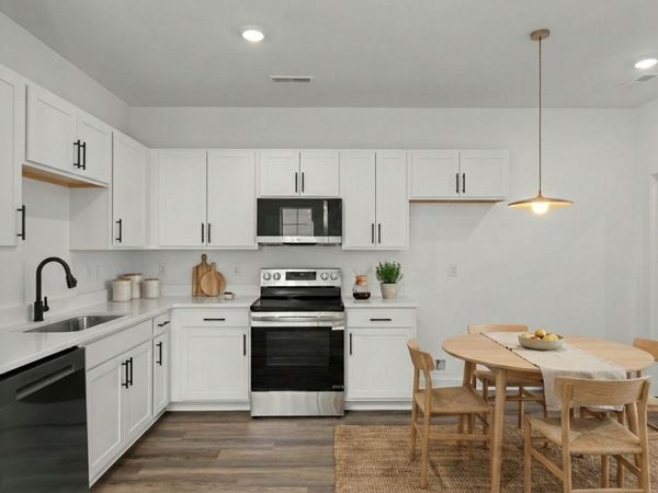 1133 Marlowe Lndg , Nashville, TN 37207
