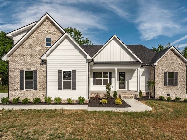 330 Thoroughbred Ln , Hartsville, TN 37074