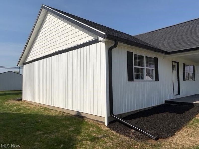 165 W 3rd Street, Frazeysburg, OH 43822 Photo 5
