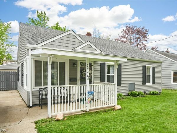 2526 Edgebrook Avenue , Akron, OH 44312