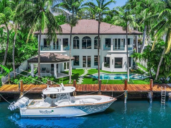 2614 Castilla Isle , Fort Lauderdale, FL 33301