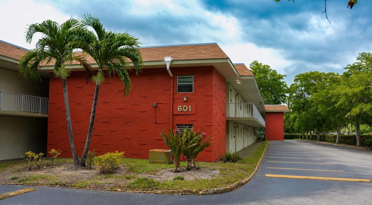 601 S State Rd 7, Unit 2h, Margate, FL 33068 Photo