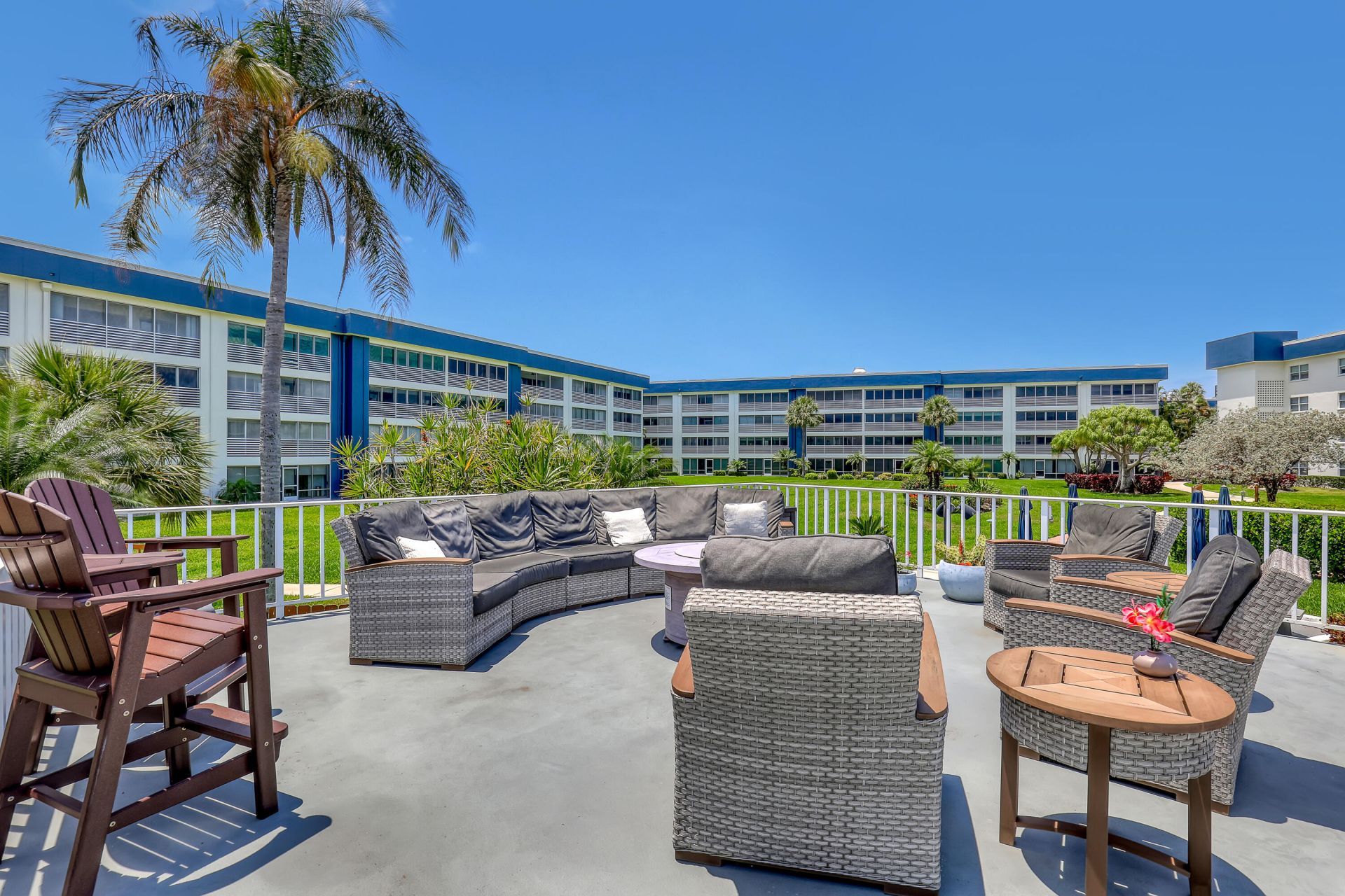 921 Spanish Circle, Unit 435, Delray Beach, FL 33483 Photo