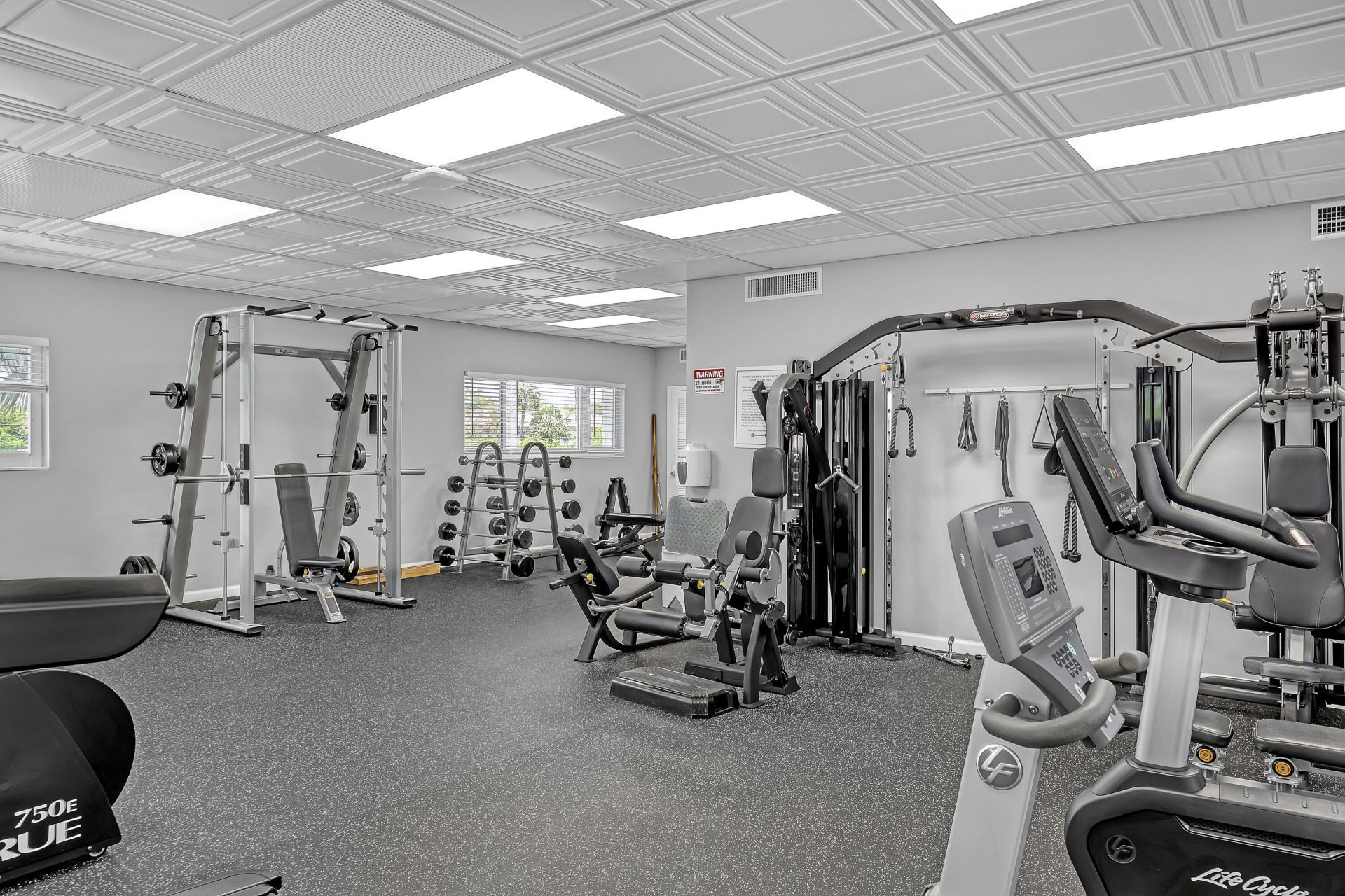 921 Spanish Circle, Unit 435, Delray Beach, FL 33483 Photo