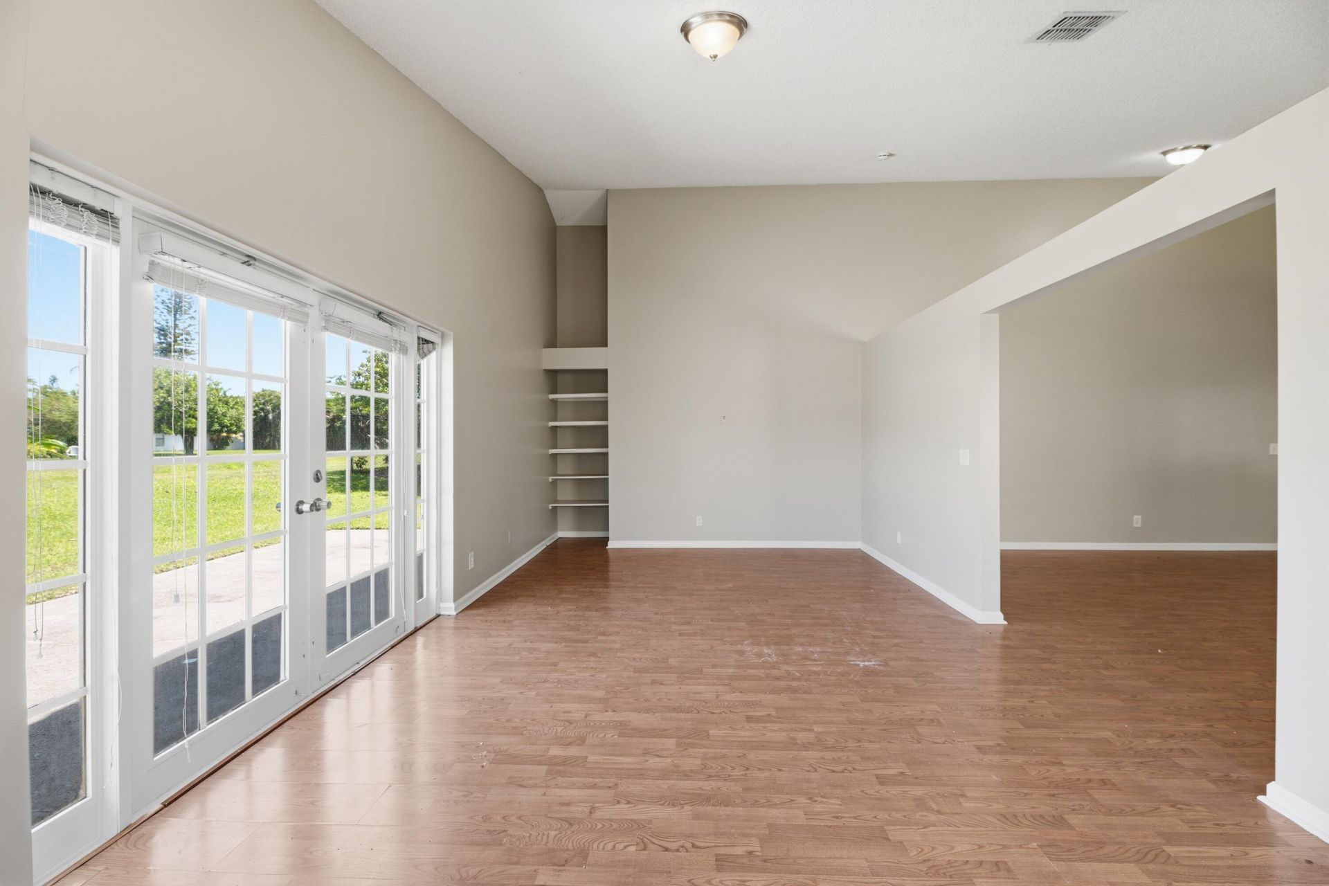 5233 Rosen Boulevard, Boynton Beach, FL 33472 Photo