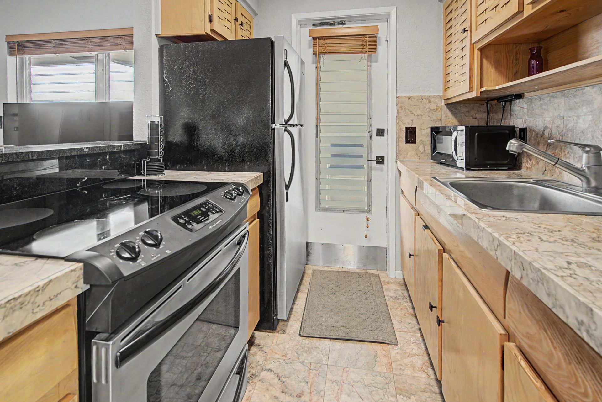 3232 Canal Drive, Unit 12a, Pompano Beach, FL 33062 Photo