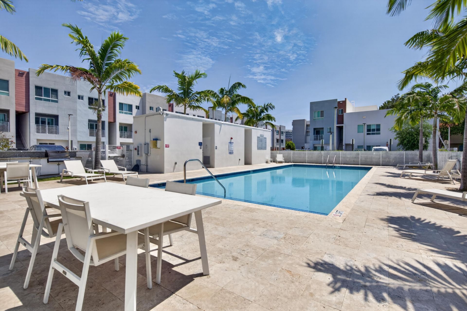 2535 NE 193rd Street, Unit 3203, Miami, FL 33180 Photo